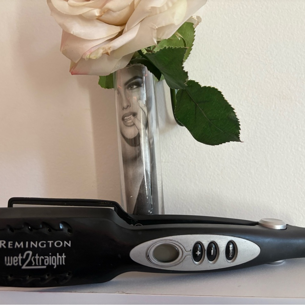 Remington Black Wet2Straight Hair Styler